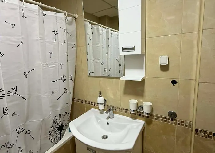 Apartament Cozy Base *